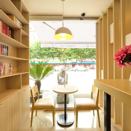 Hanting Hotel Changchun Qianjin Avenue Екстер'єр фото